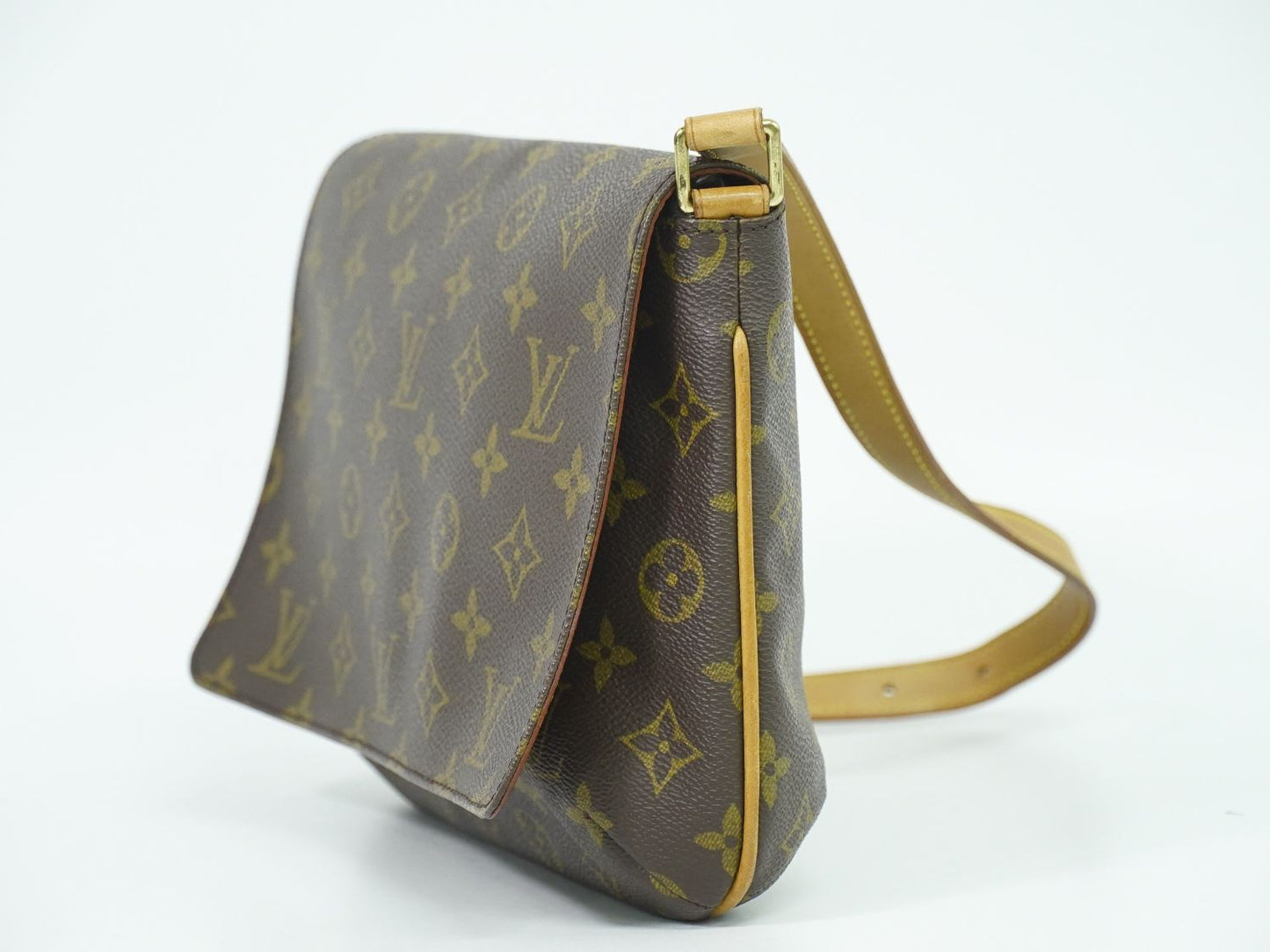 LOUIS VUITTON ミュゼットタンゴ ショート モノグラム ショルダーバッグ M51257