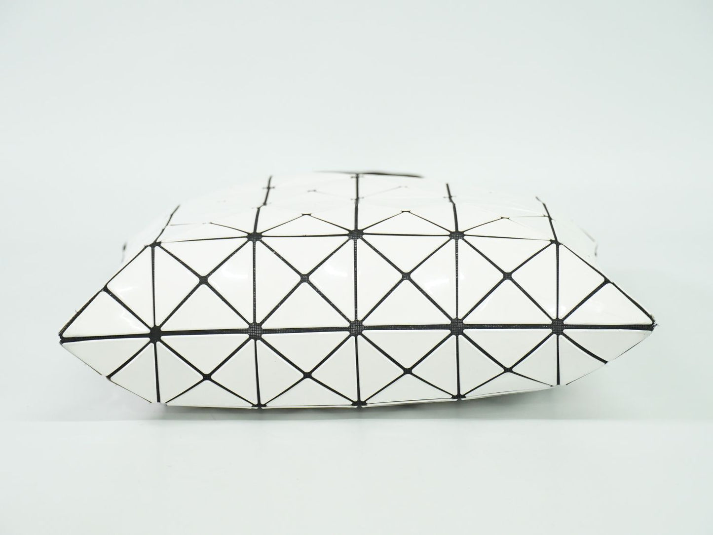 BAOBAO ISSEY MIYAKE ルーセント ハンドバッグ ホワイト