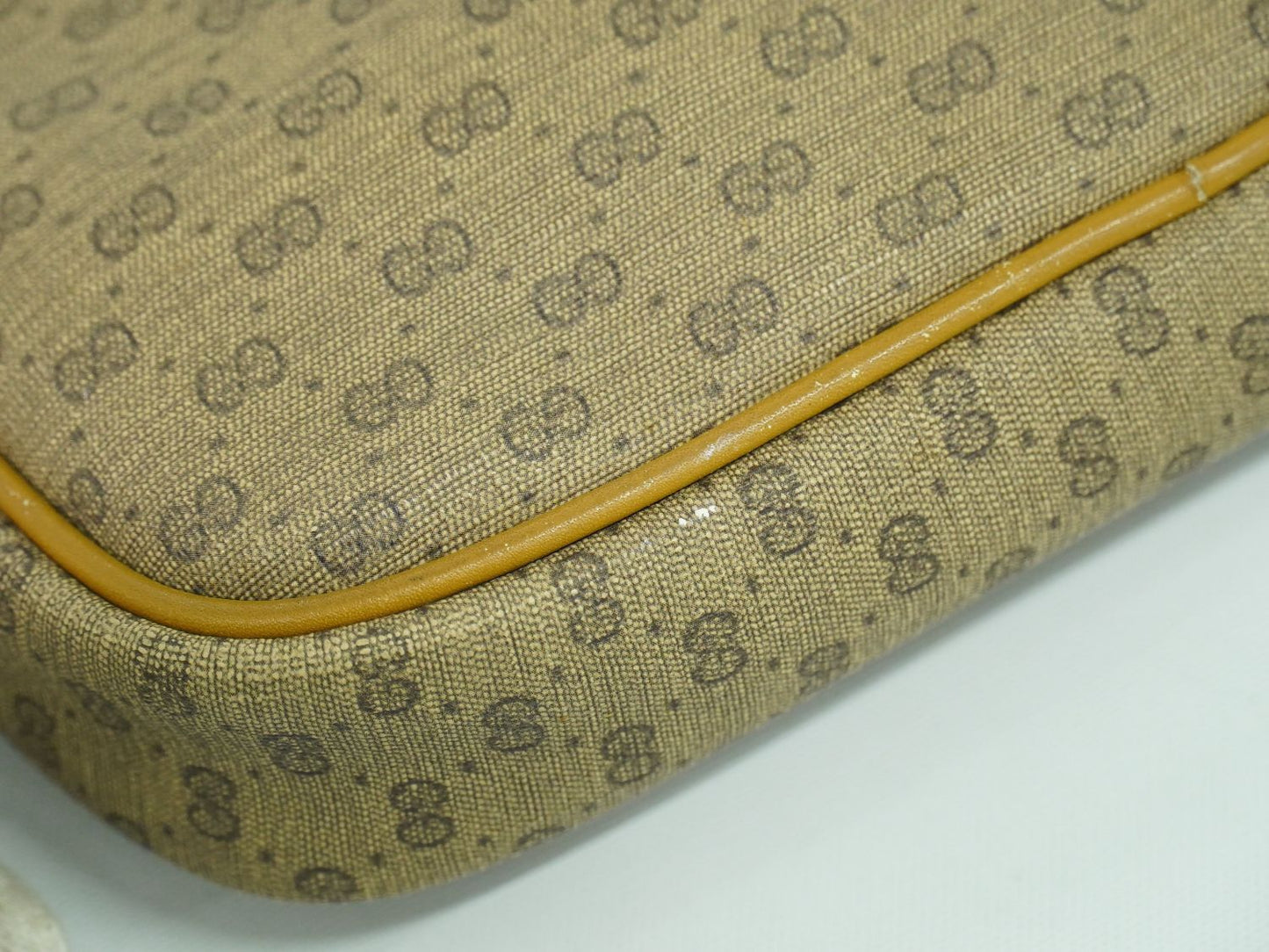 GUCCI オールドグッチ マイクロGG ショルダーバッグ ブラウン