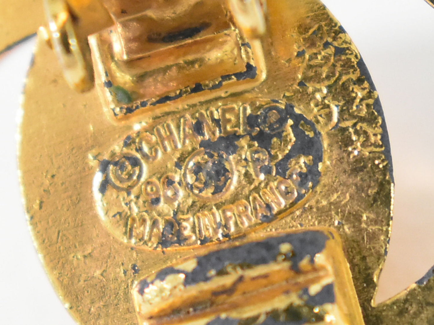 CHANEL ココマーク ターンロック イヤリング GP ゴールド