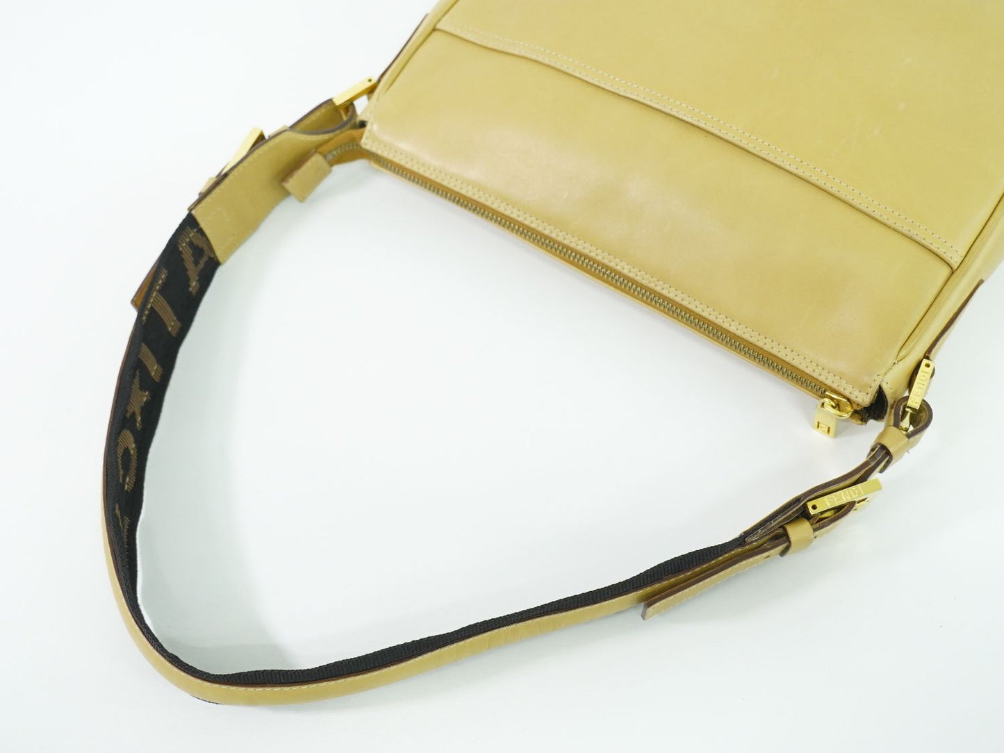 FENDI ショルダーバッグ ベージュ