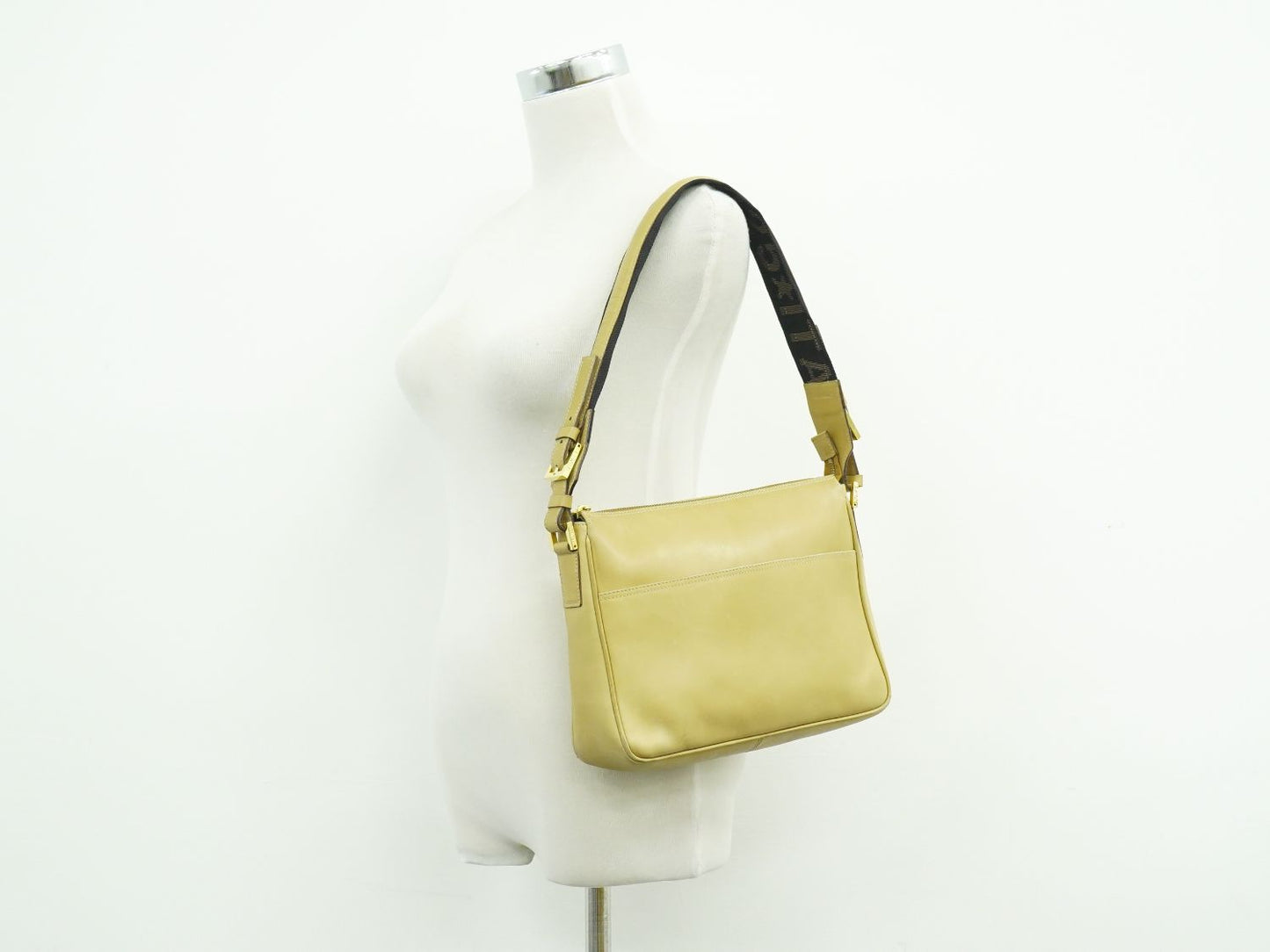 FENDI ショルダーバッグ ベージュ