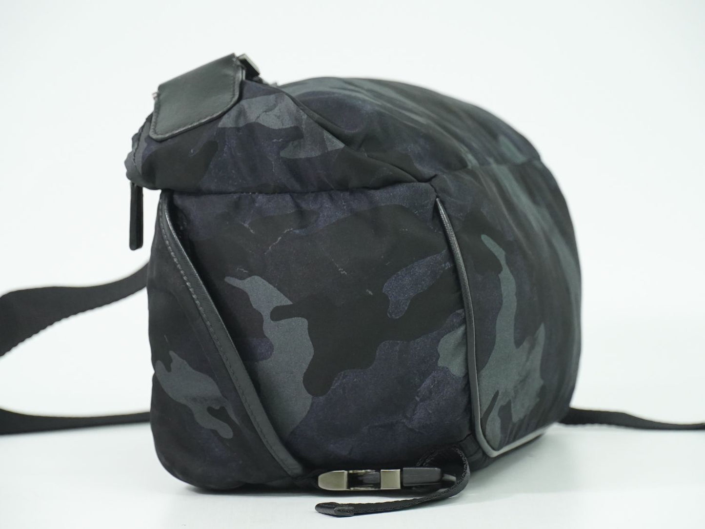 PRADA カモフラージュ メッセンジャーバッグ ブラック グレー ネイビー