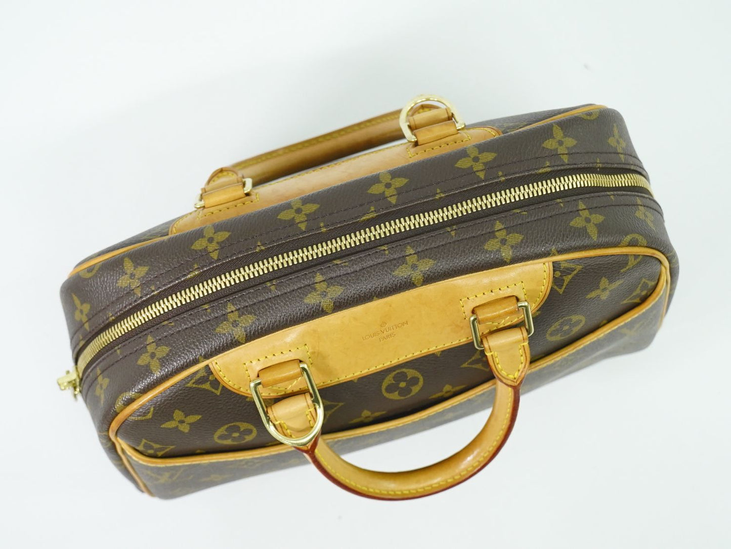 LOUIS VUITTON トゥルーヴィル モノグラム ハンドバッグ M42228