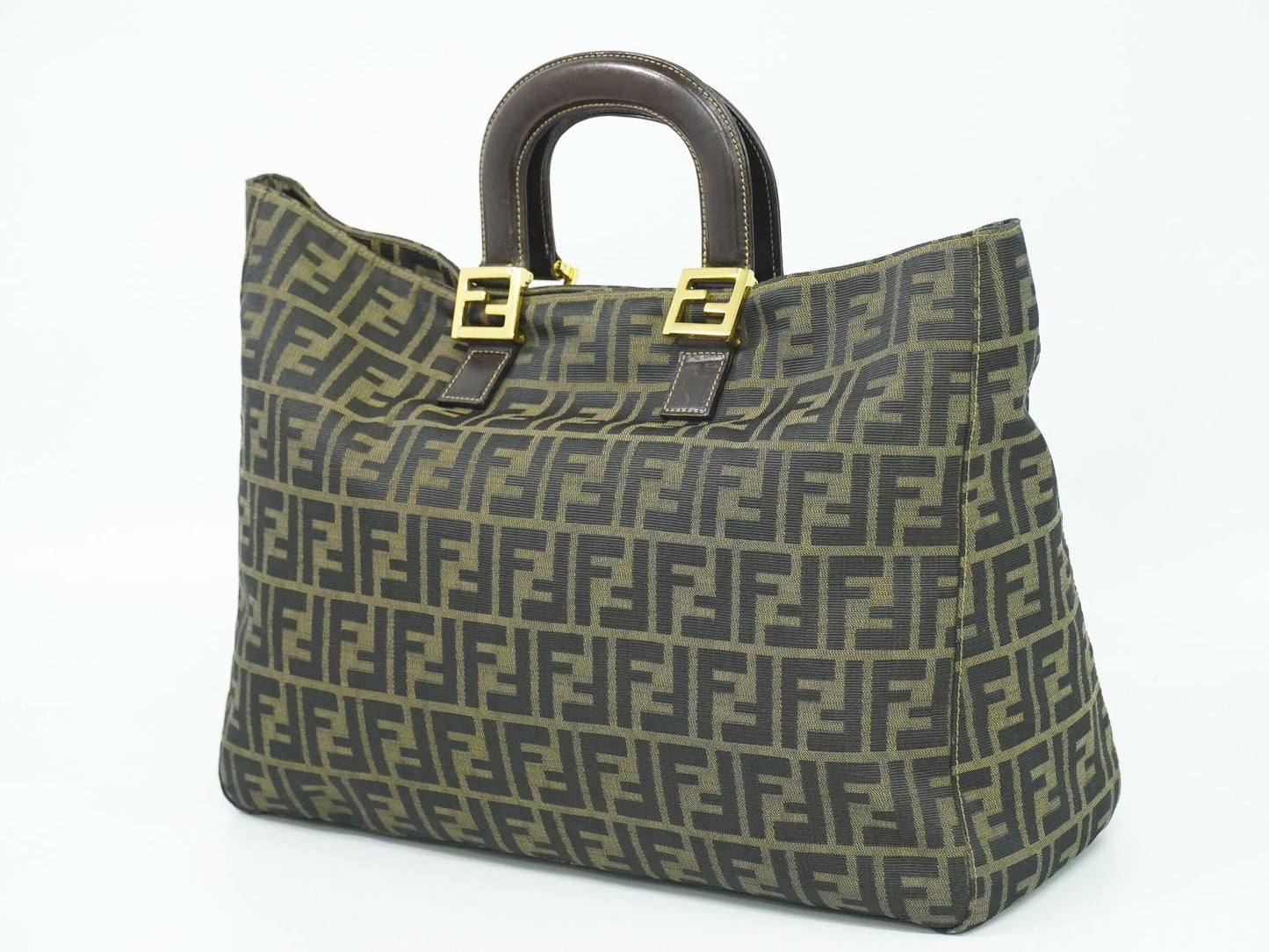 FENDI ズッカ ハンドバッグ ブラウン