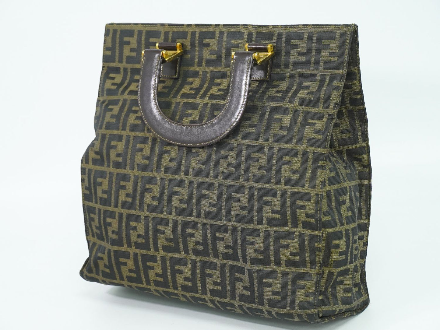 FENDI ズッカ トートバッグ ブラウン
