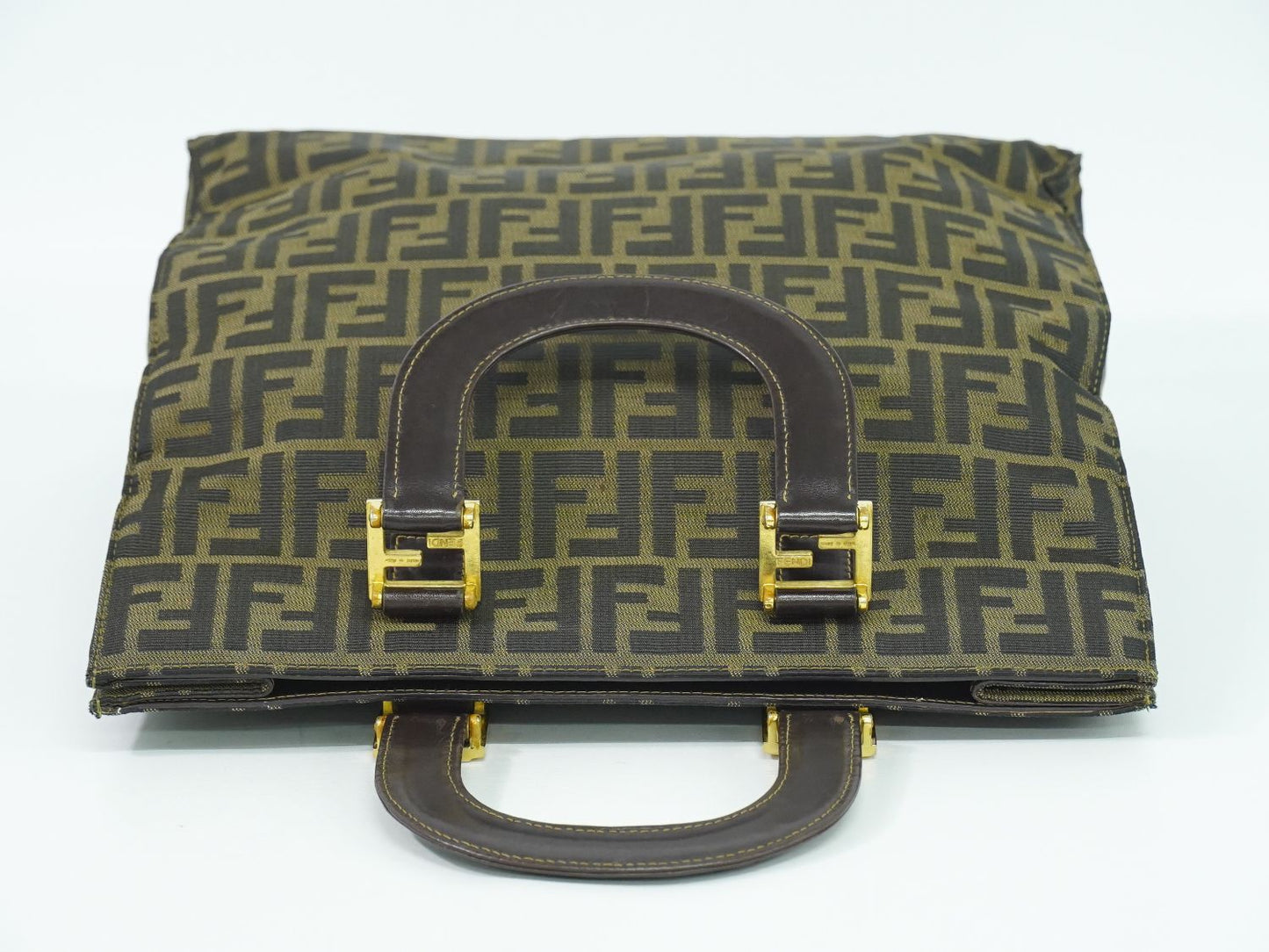 FENDI ズッカ トートバッグ ブラウン