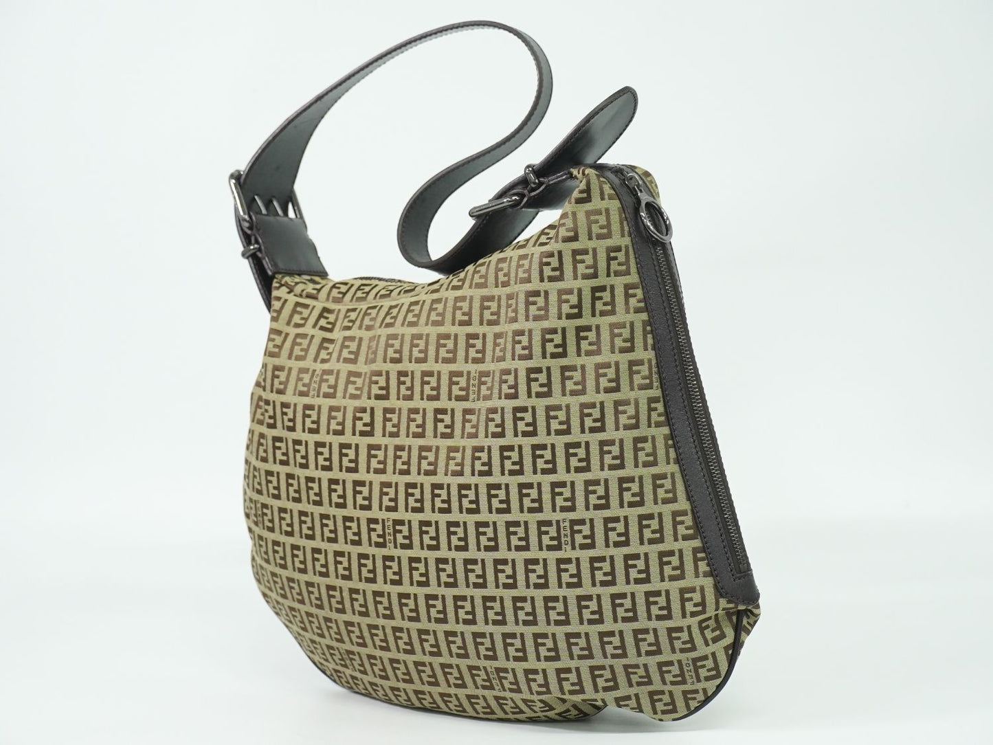 FENDI ズッキーノ ショルダーバッグ ベージュ ブラウン 8BR129