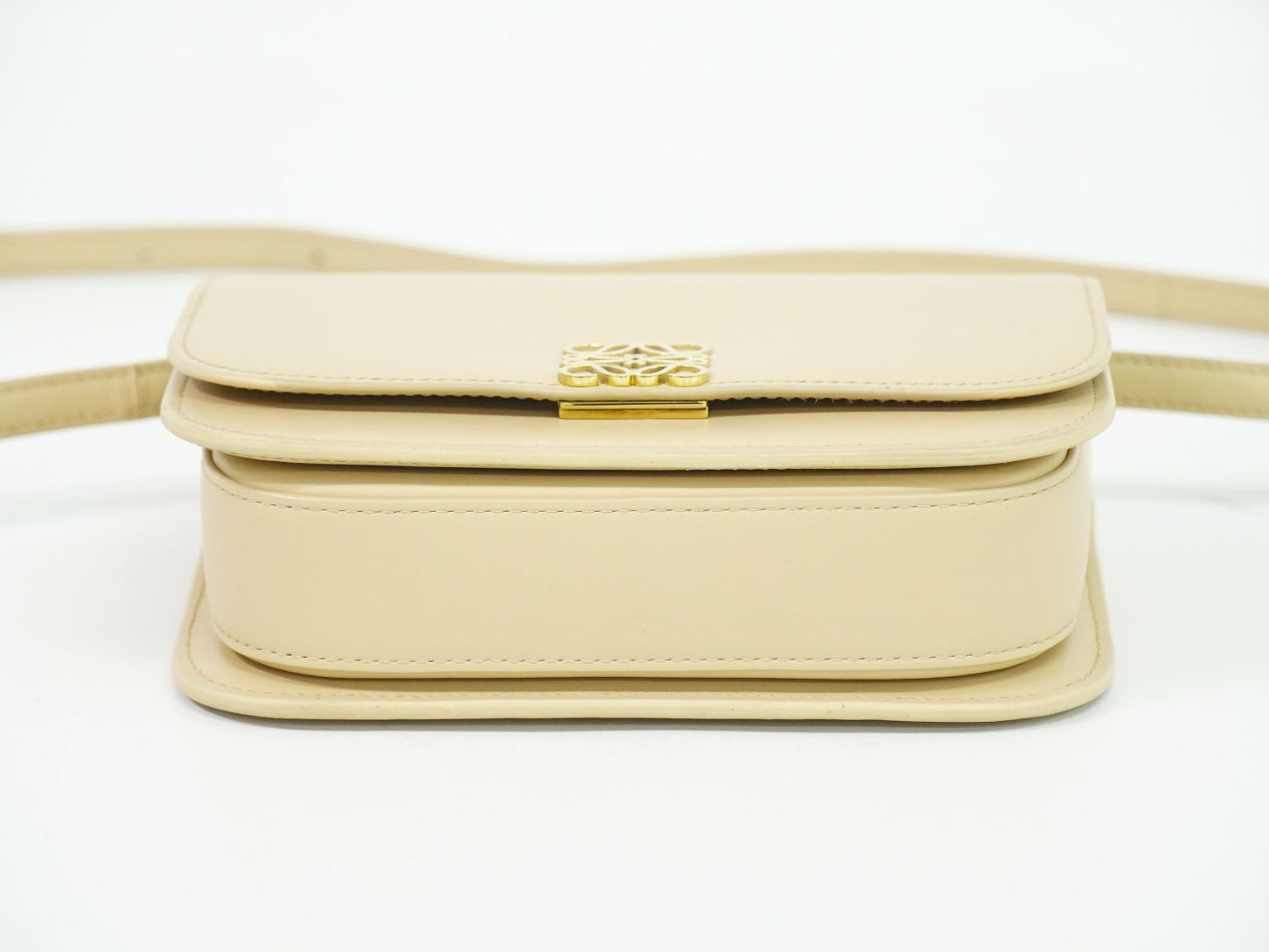 LOEWE ゴヤ スモール ショルダーバッグ ベージュ