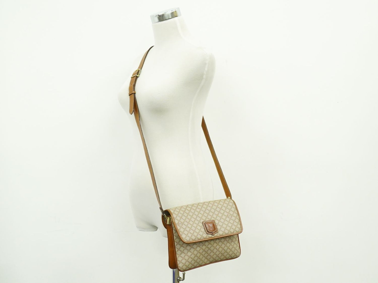 CELINE マカダム ショルダーバッグ ベージュ