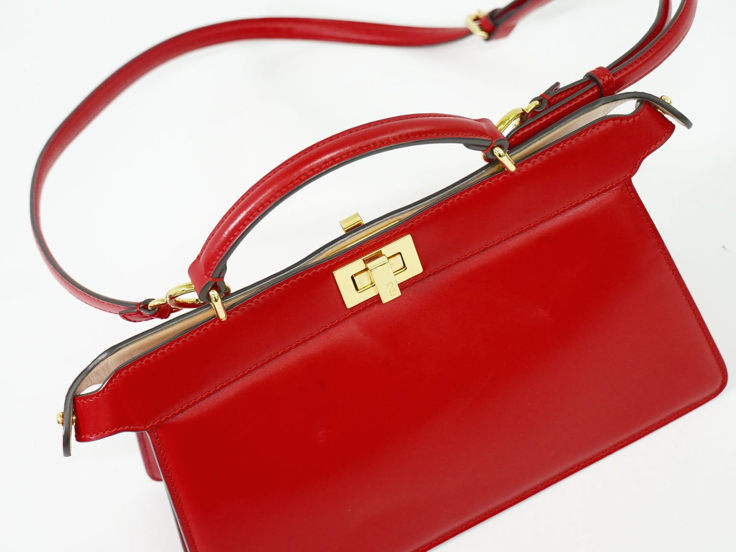 FENDI ピーカブー アイシーユー イーストウエスト 2WAY ショルダーバッグ レッド 8BN323