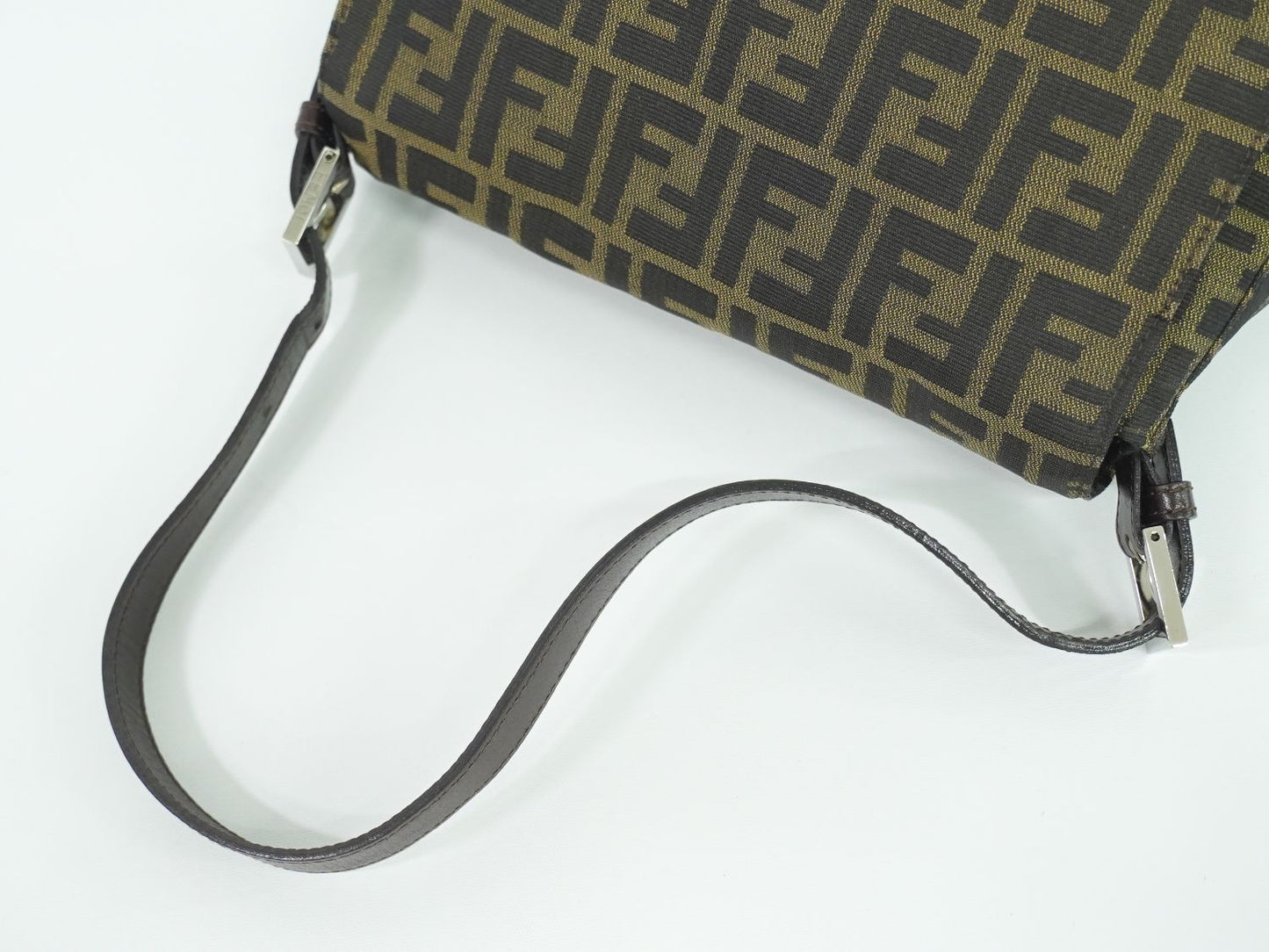 FENDI ズッカ マンマバケット ショルダーバッグ ブラウン