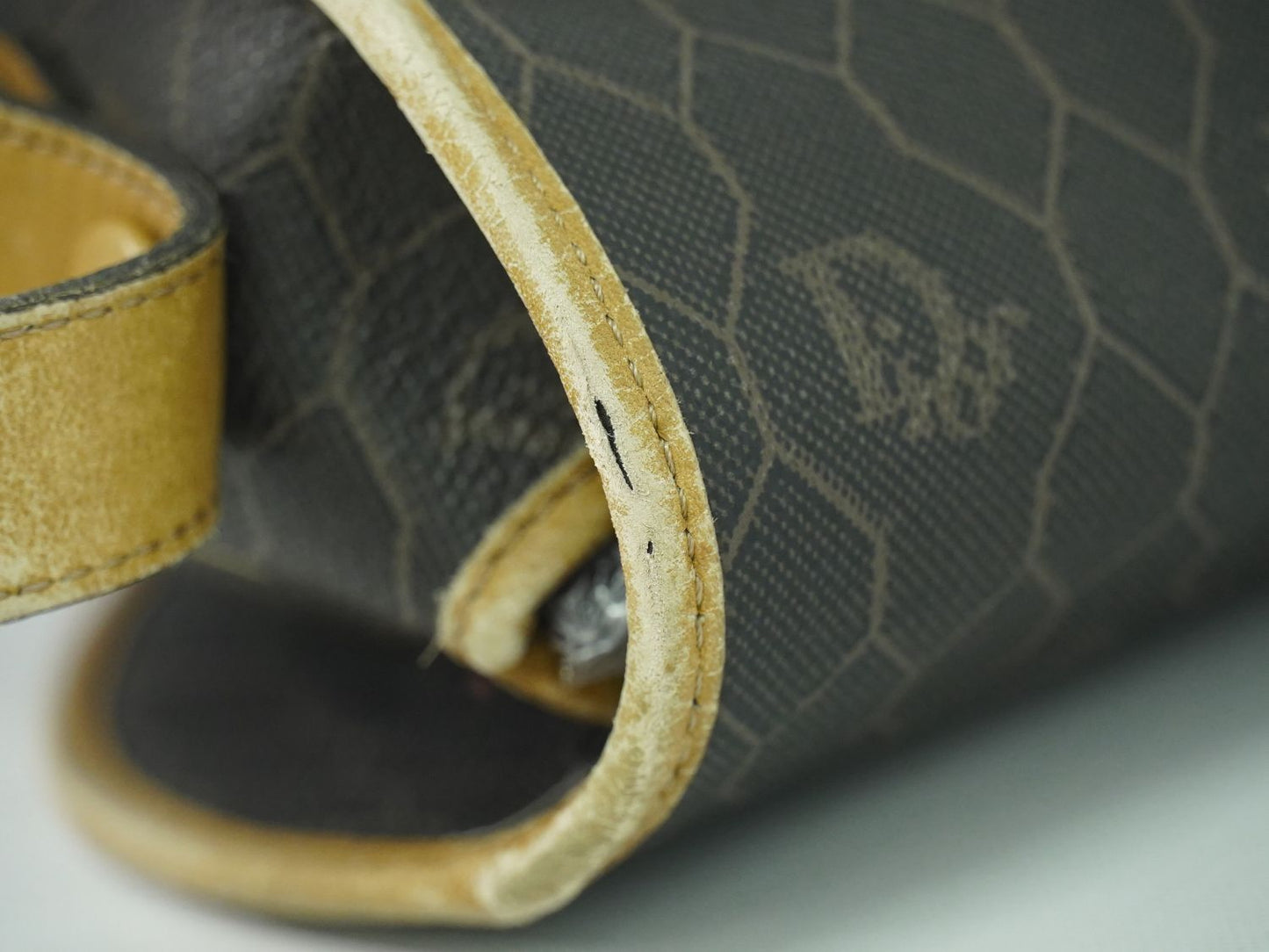 Christian Dior ハニカム柄 ショルダーバッグ ブラック