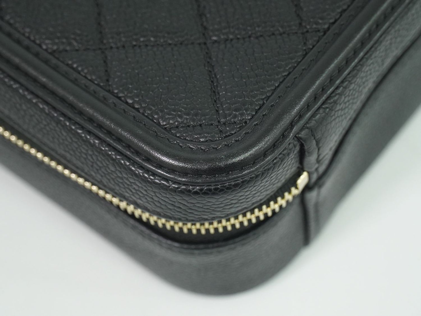 CHANEL CCフィリグリー 2WAY バニティバッグ ショルダーバッグ ブラック