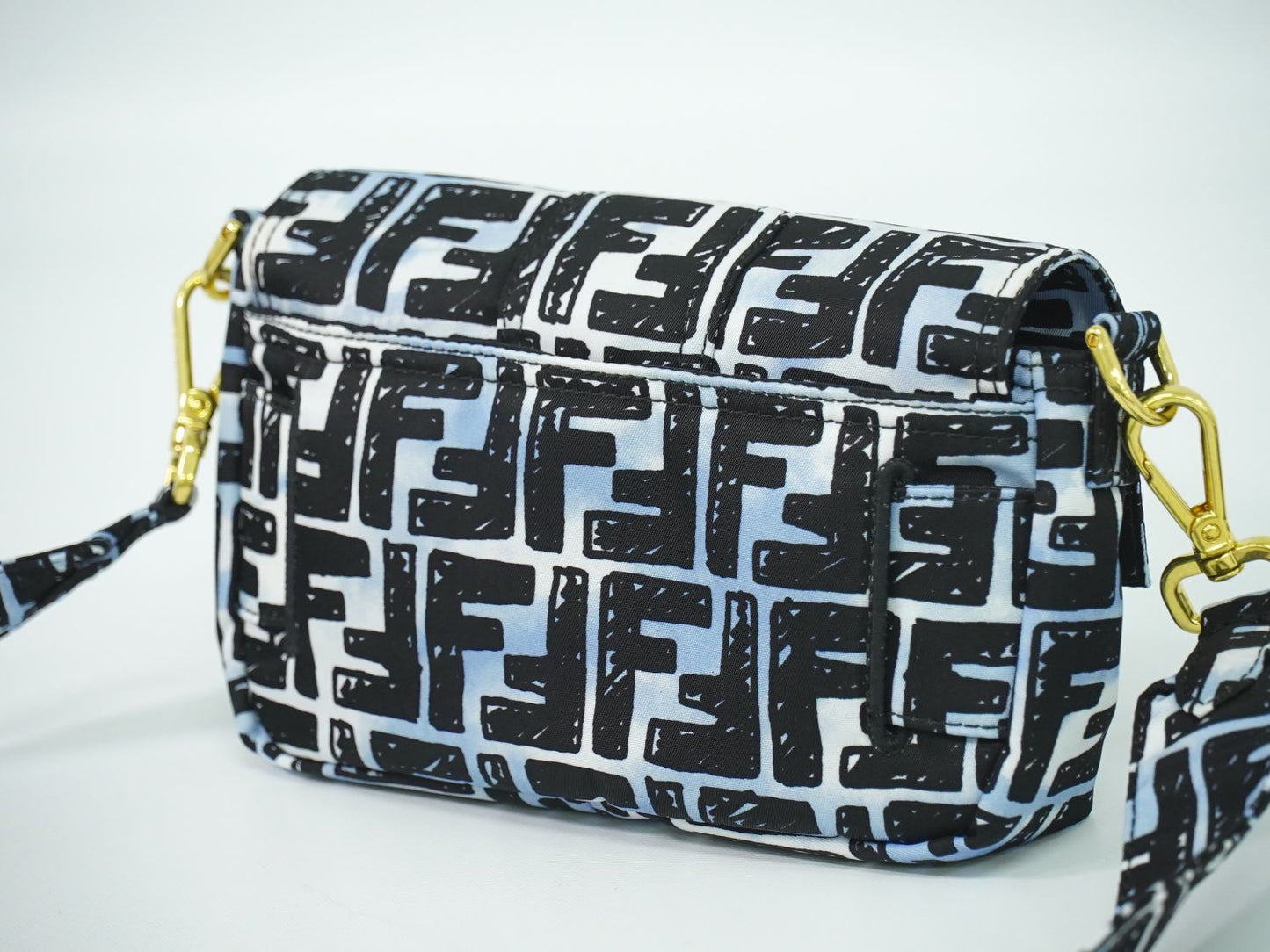 FENDI ズッカ バケット ジョシュア ヴィーダス コラボ 2WAY ショルダーバッグ マルチカラー