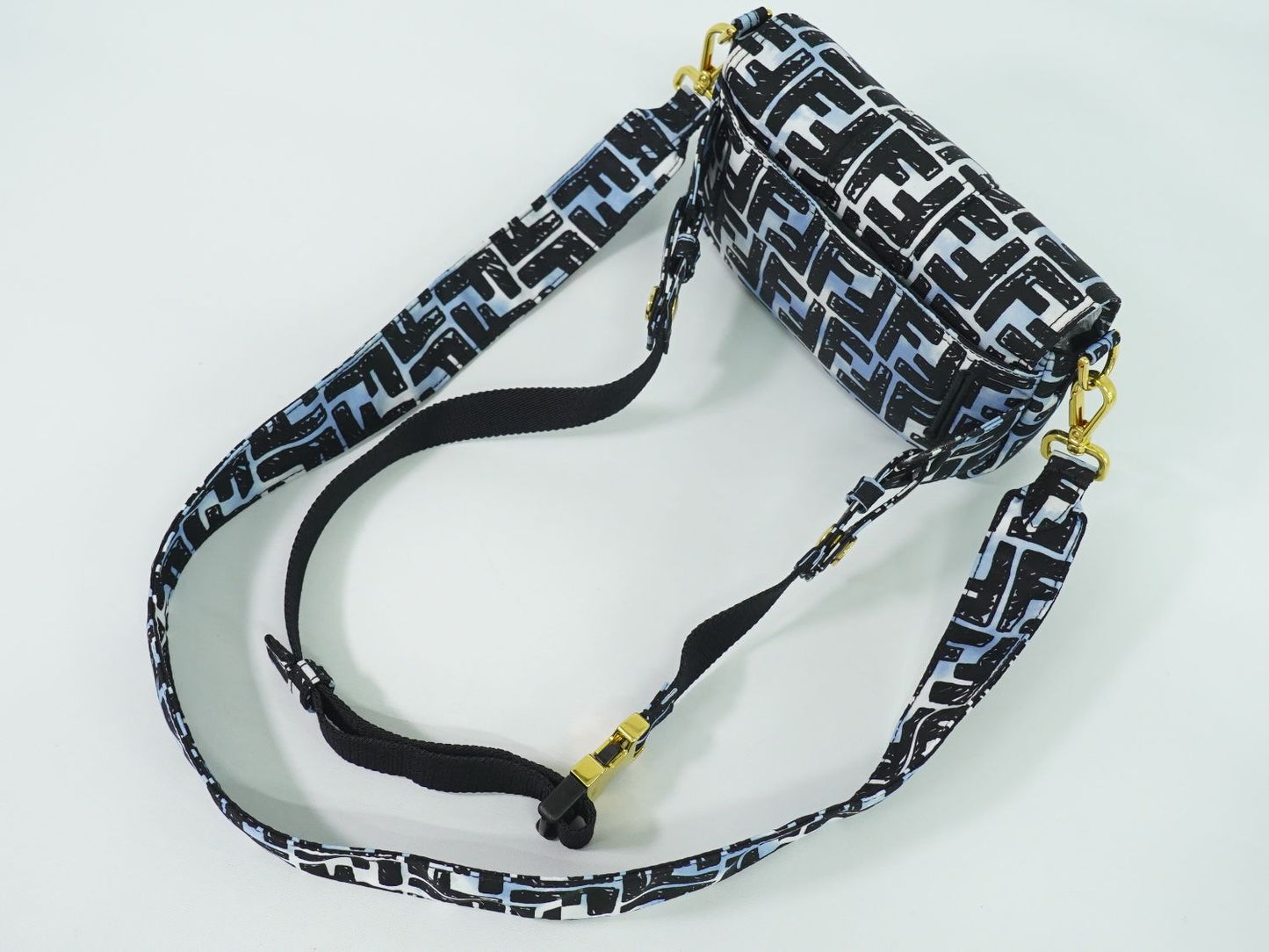 FENDI ズッカ バケット ジョシュア ヴィーダス コラボ 2WAY ショルダーバッグ マルチカラー