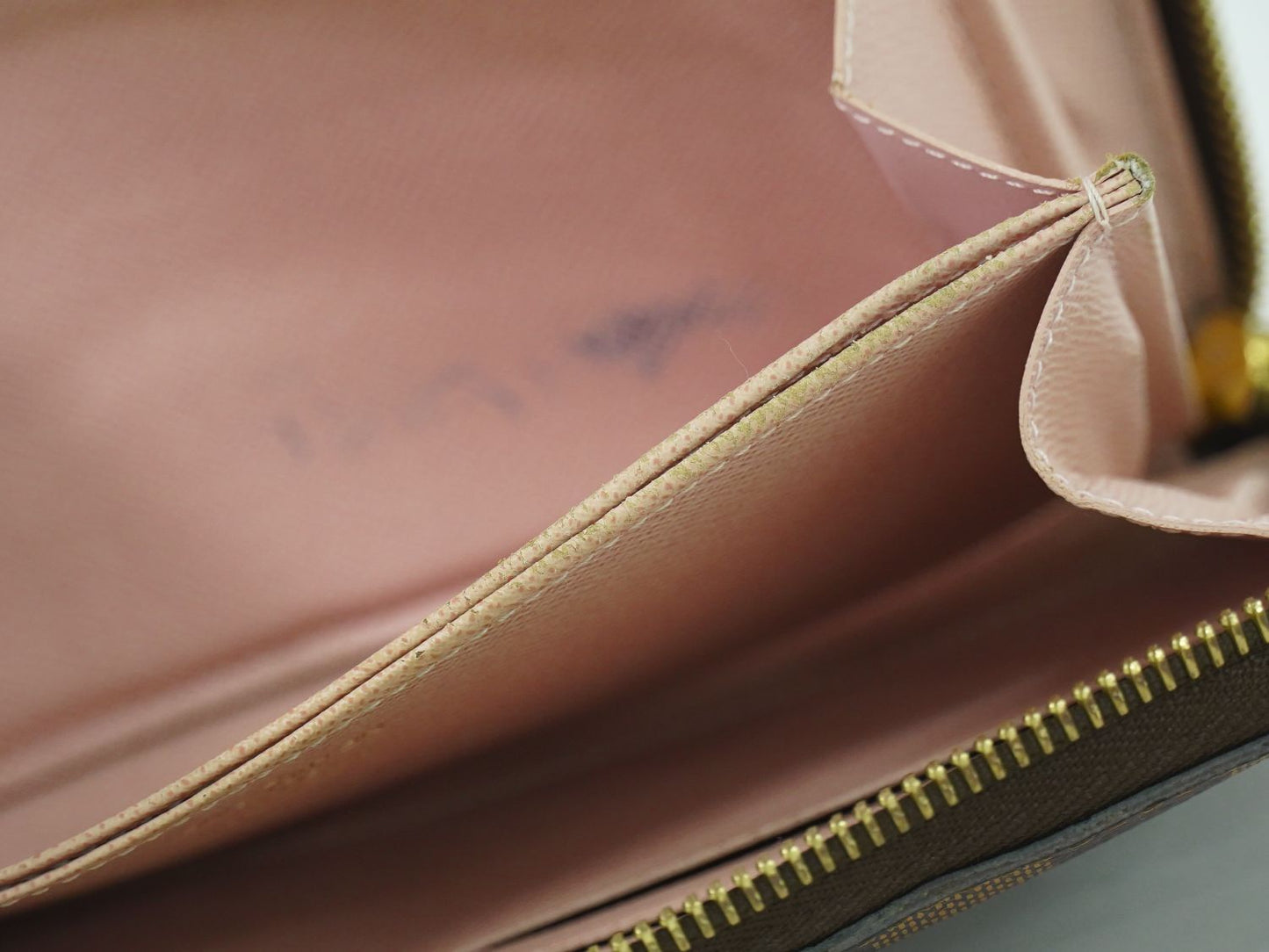 LOUIS VUITTON 新型 ジッピーウォレット ダミエ エベヌ 長財布 N60046