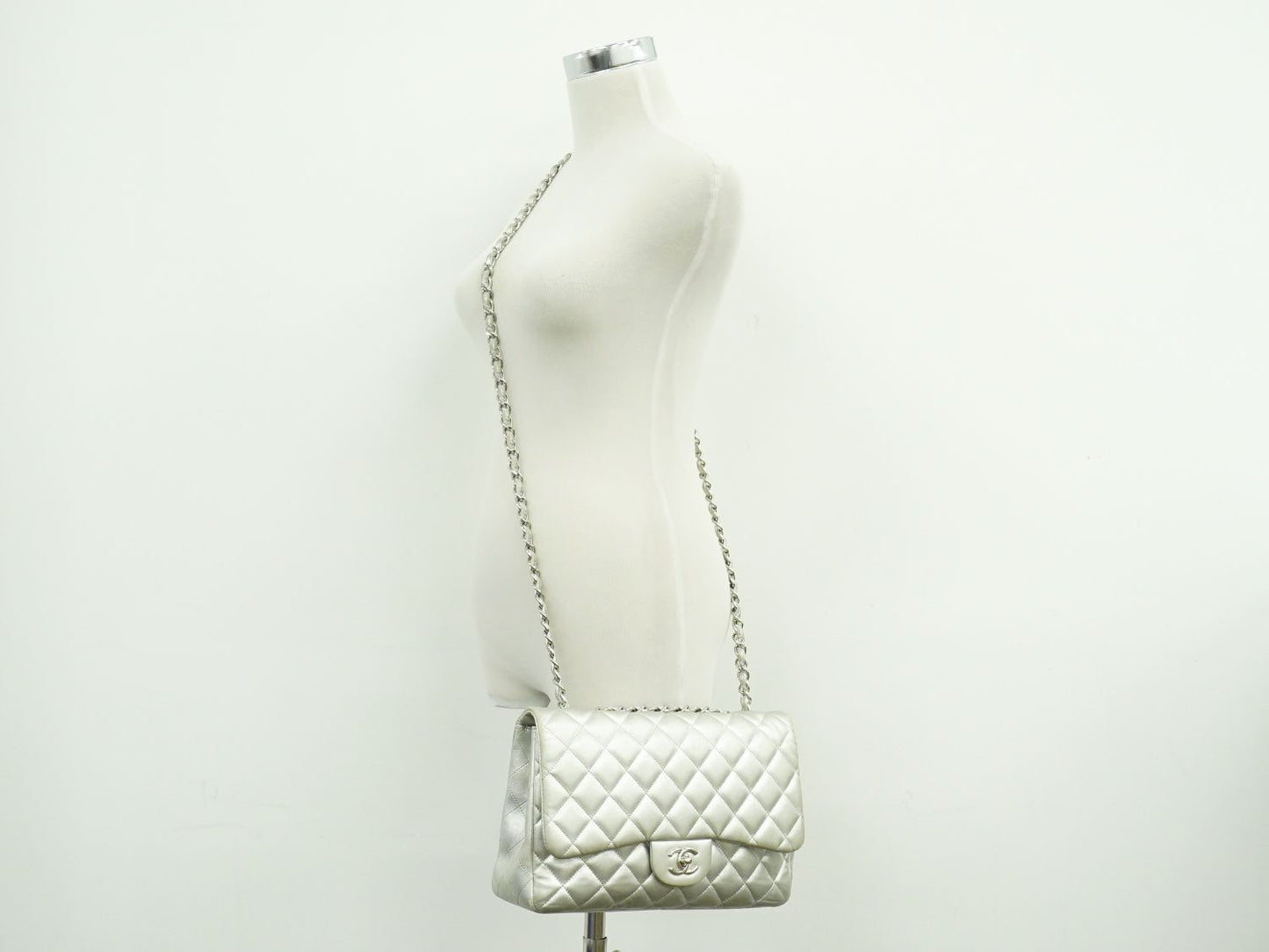 CHANEL ココマーク マトラッセ ショルダーバッグ シルバー