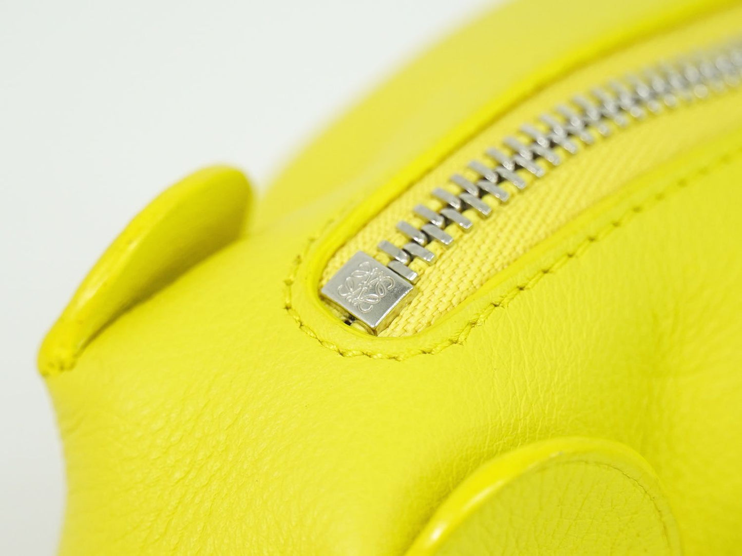 LOEWE エレファント コインケース イエロー