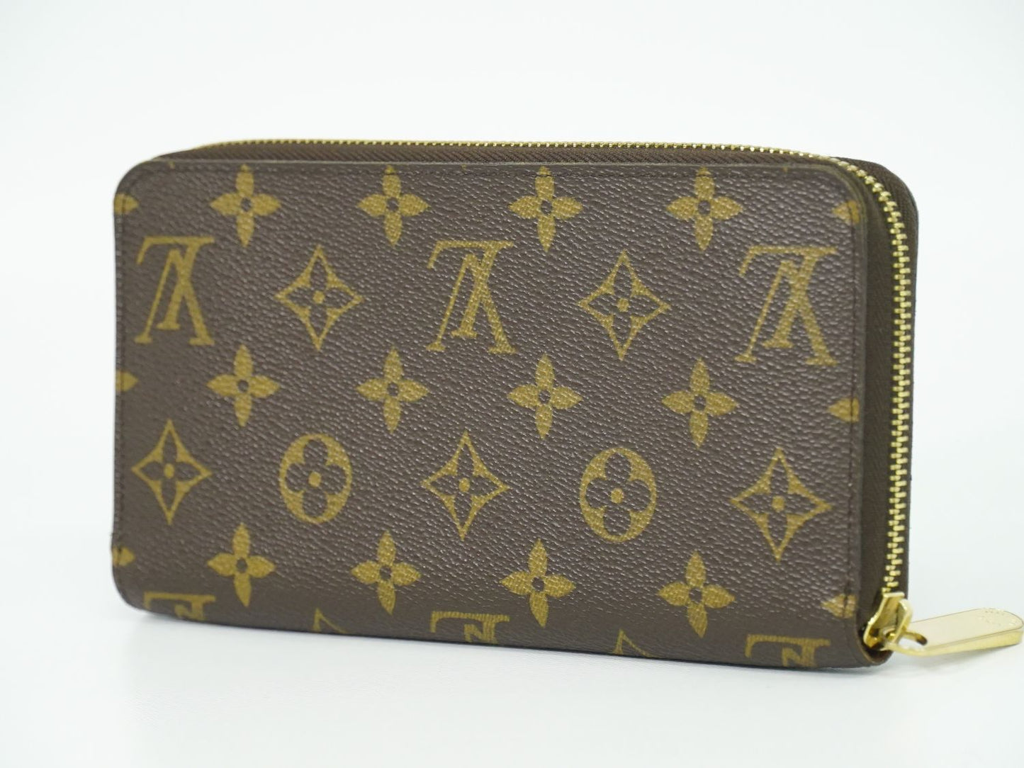 LOUIS VUITTON ジッピーウォレット モノグラム 長財布 M60017