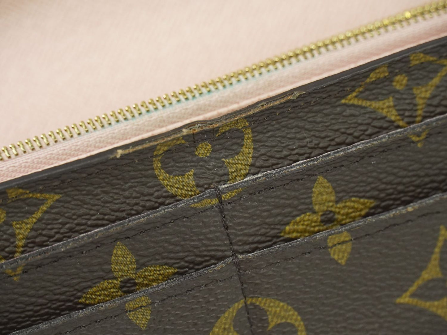 LOUIS VUITTON ポルトフォイユサラ モノグラム 長財布 M62235