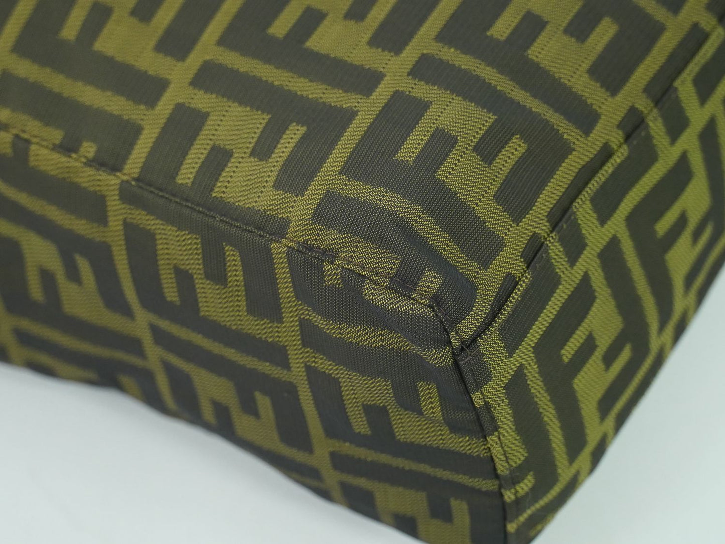 FENDI ズッカ トートバッグ ブラウン 8BH019