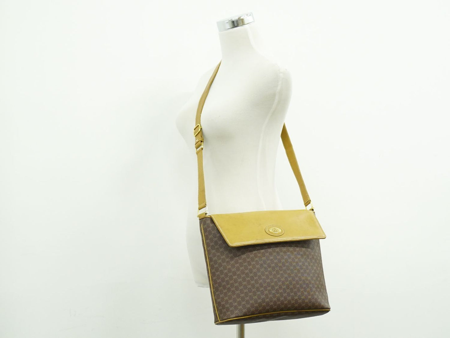 GUCCI オールドグッチ マイクロGG ショルダーバッグ ブラウン ベージュ