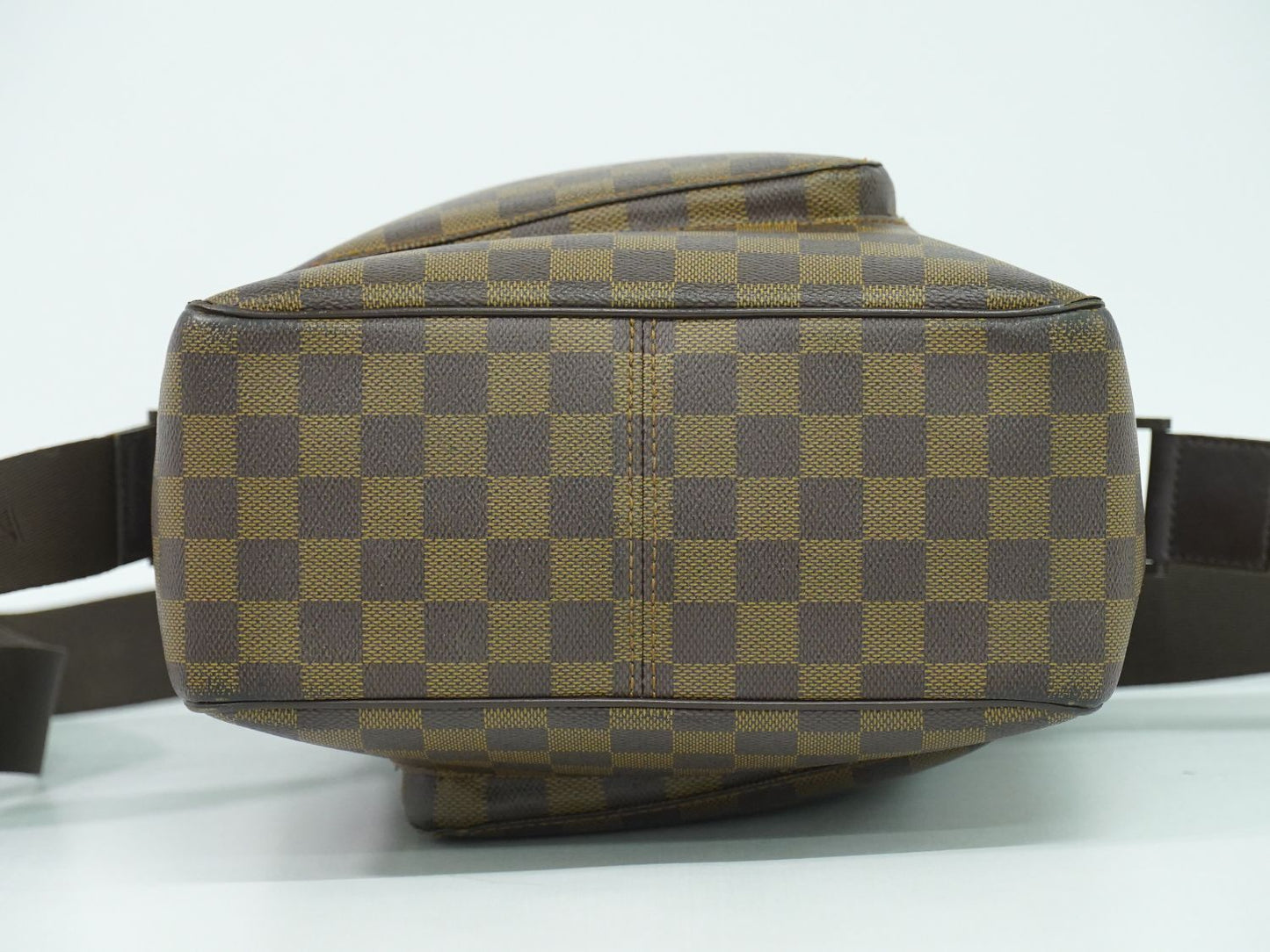 LOUIS VUITTON オラフ MM ダミエ エベヌ ショルダーバッグ N41441