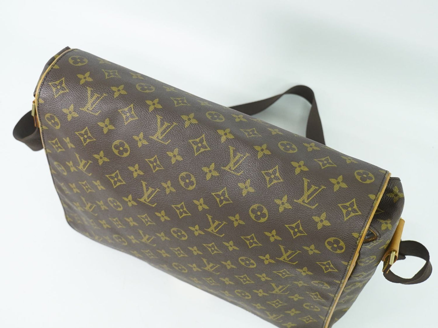 LOUIS VUITTON アベス モノグラム ショルダーバッグ M45257