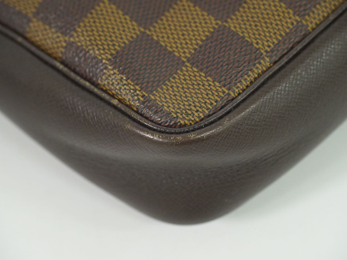 LOUIS VUITTON トゥルースメイクアップ ダミエ エベヌ ショルダーバッグ N51982
