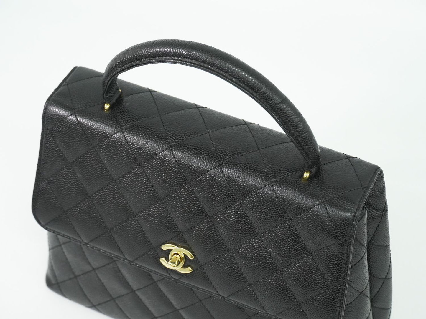 CHANEL ココマーク マトラッセ ハンドバッグ ブラック