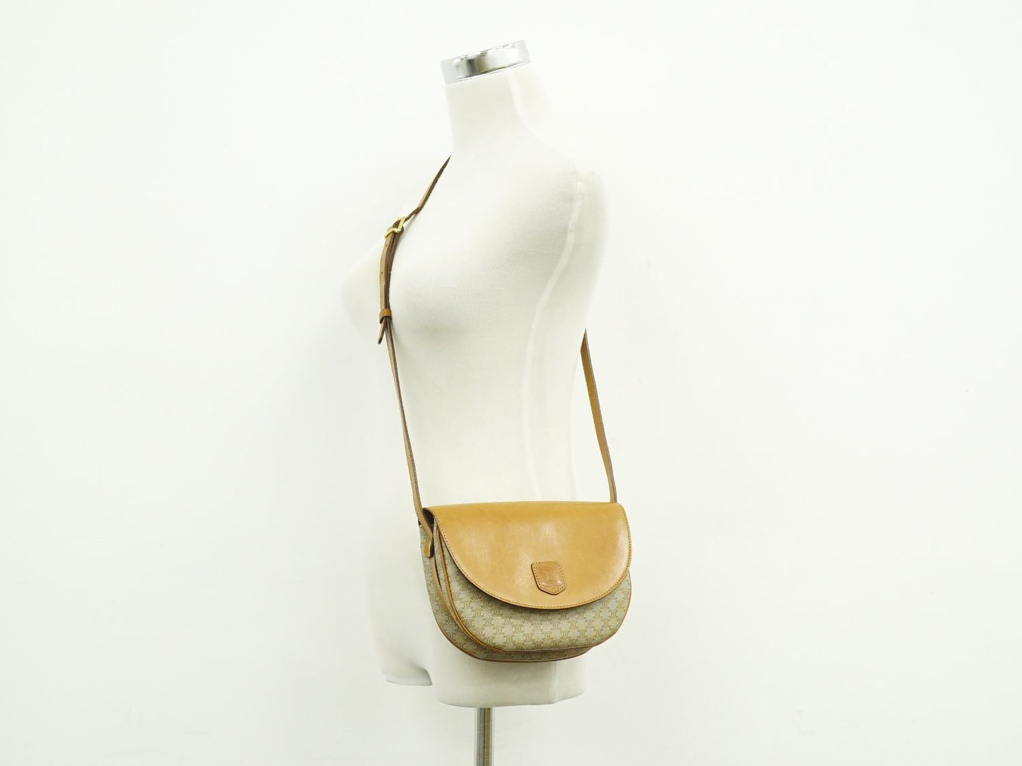 CELINE マカダム ショルダーバッグ ベージュ ブラウン