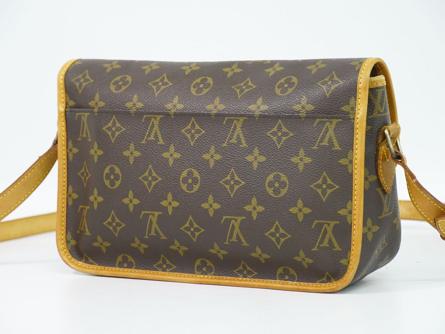 LOUIS VUITTON ジベシエール MM ショルダーバッグ M42247