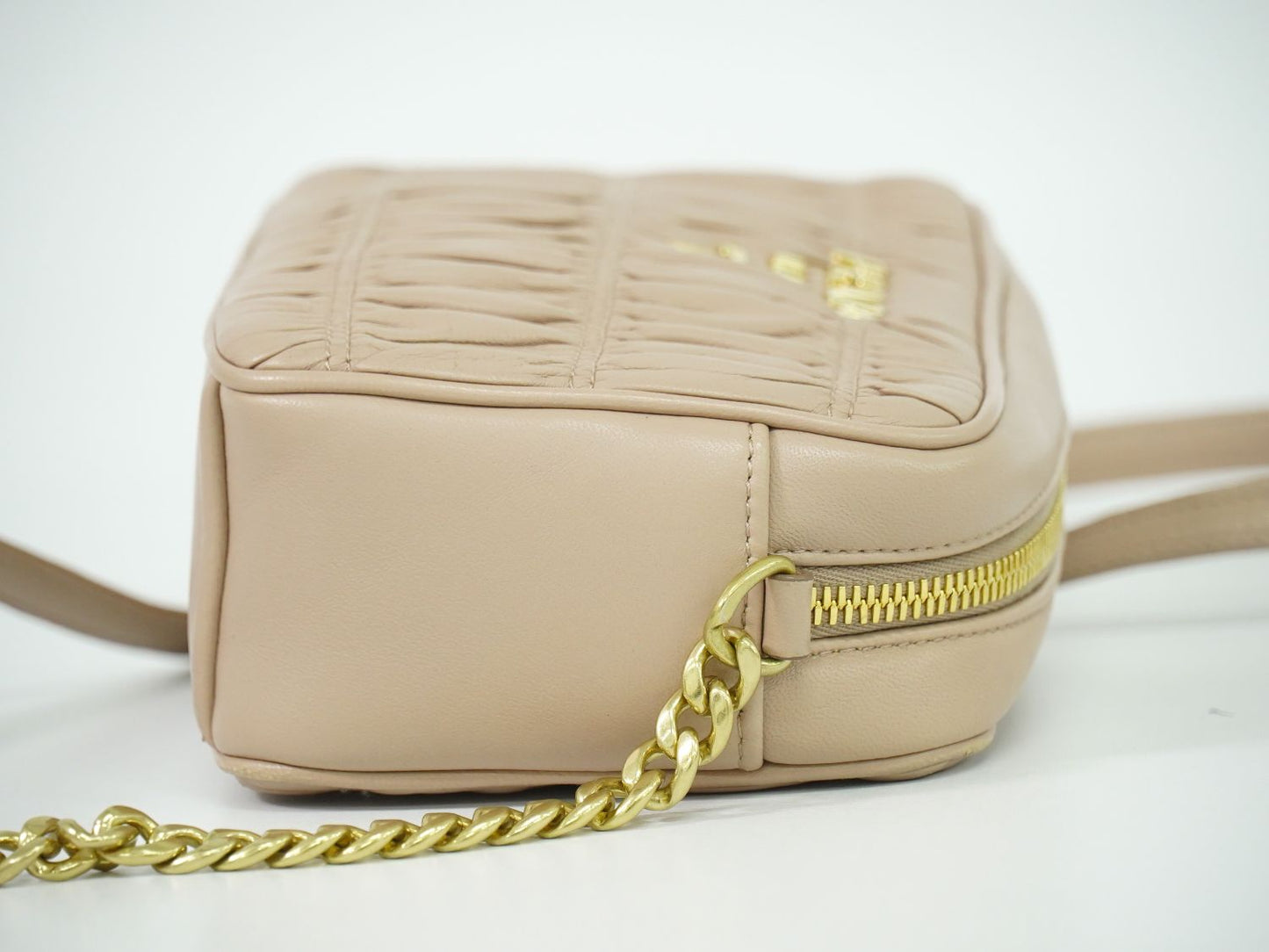 PRADA ナッパゴーフル ショルダーバッグ ピンクベージュ