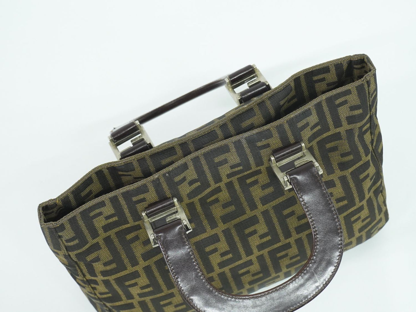 FENDI ズッカ トートバッグ ブラウン 26329