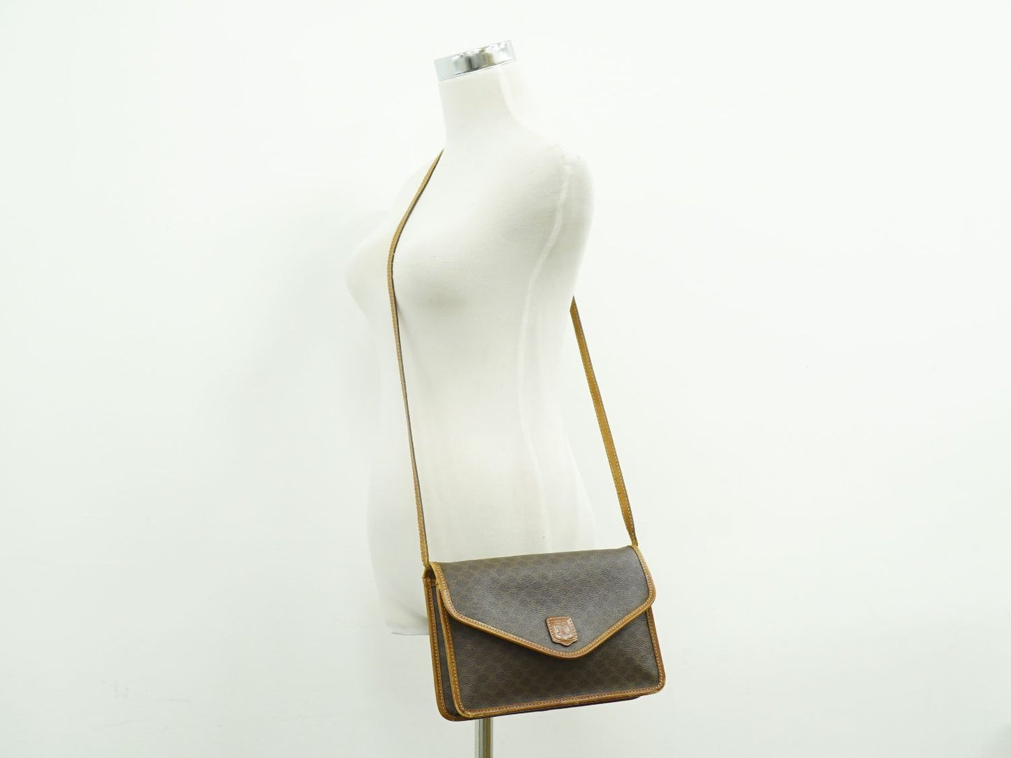 CELINE マカダム ショルダーバッグ ブラウン