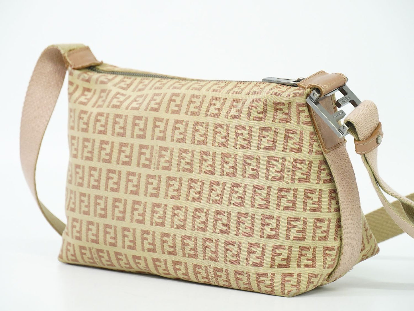 FENDI ズッキーノ ショルダーバッグ ベージュ ピンク 8BR319