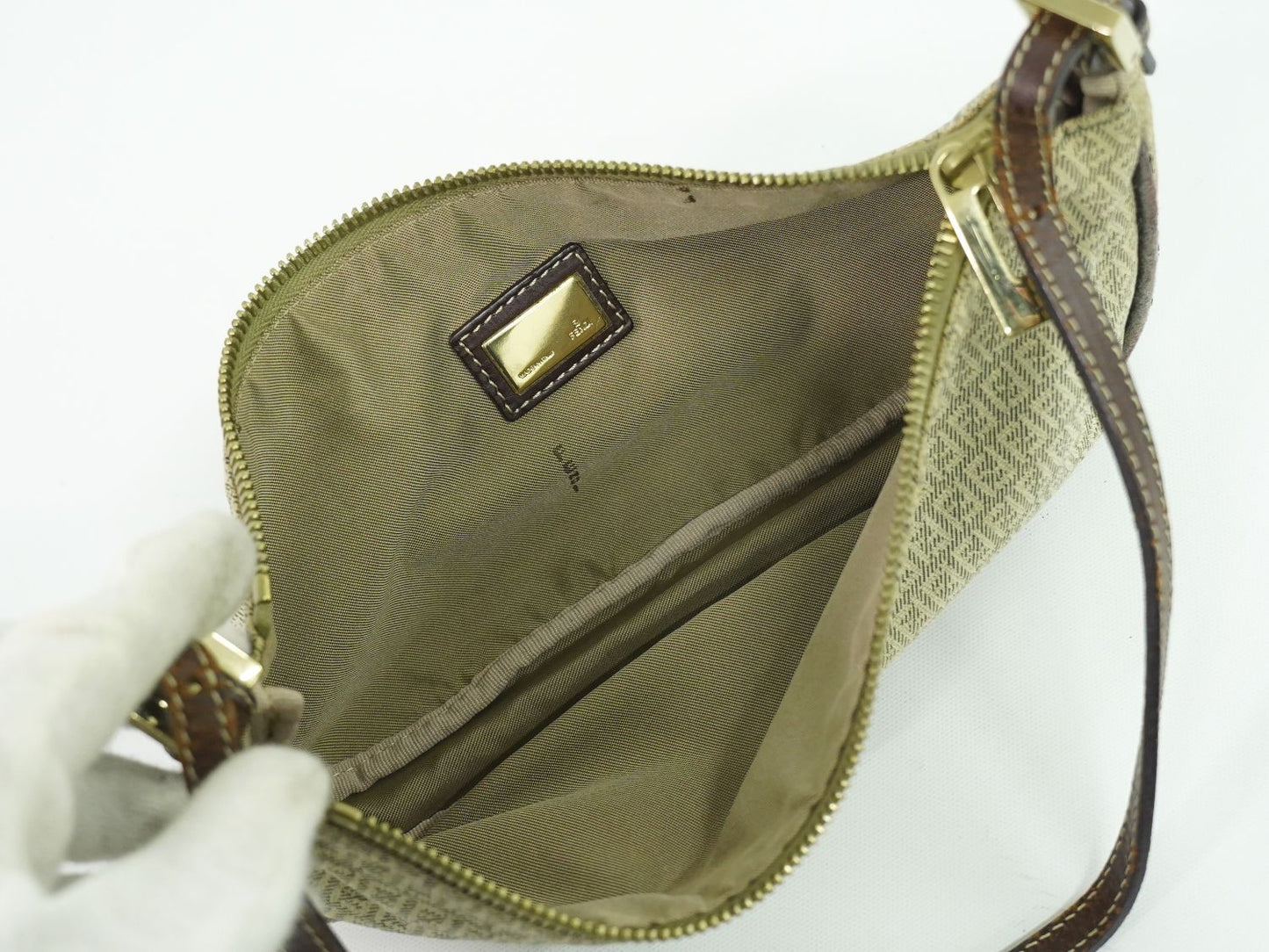 FENDI ズッキーノ アクセサリーポーチ ベージュ