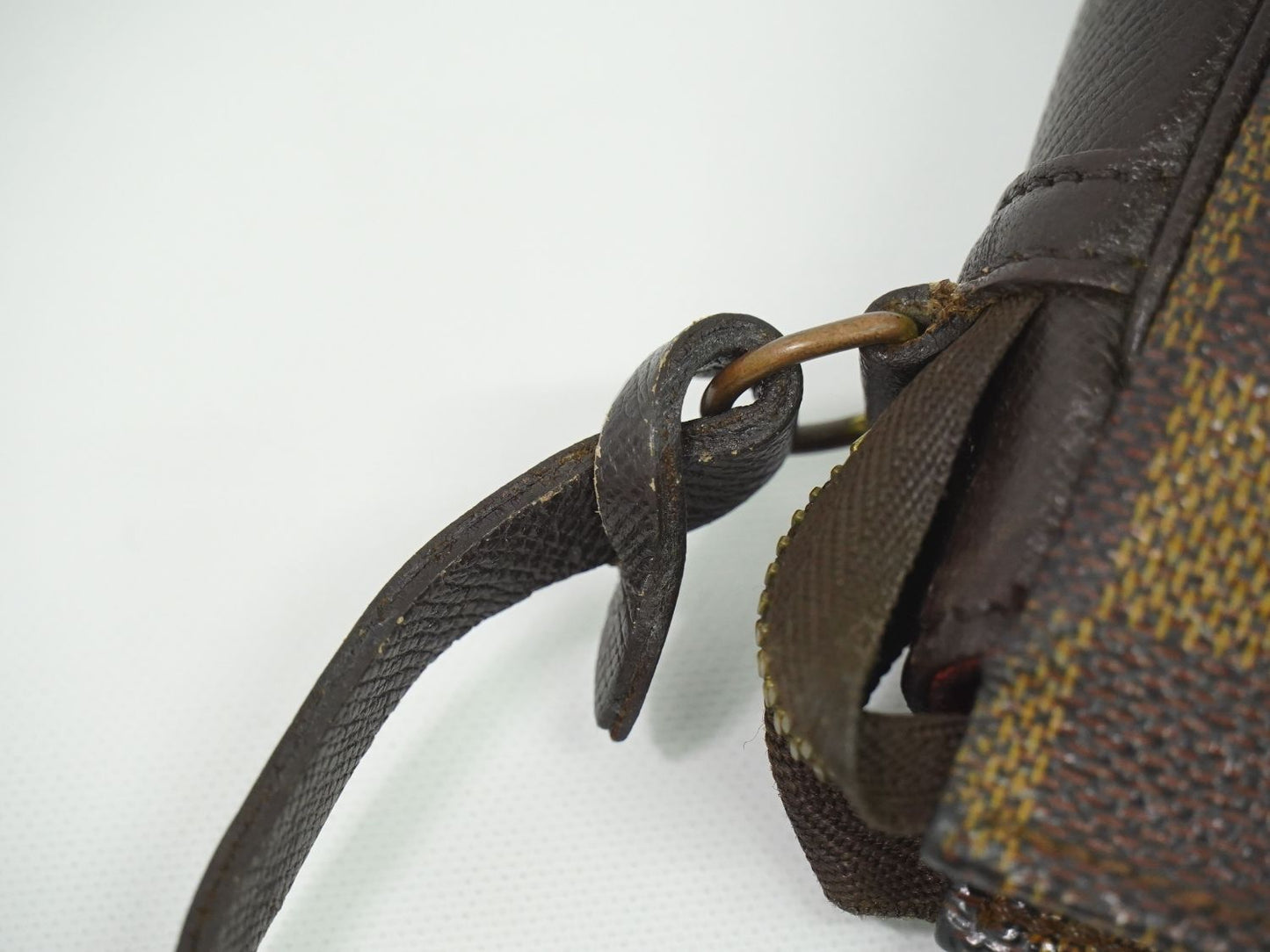 LOUIS VUITTON トゥルースメイクアップ ダミエ エベヌ アクセサリーポーチ N51982