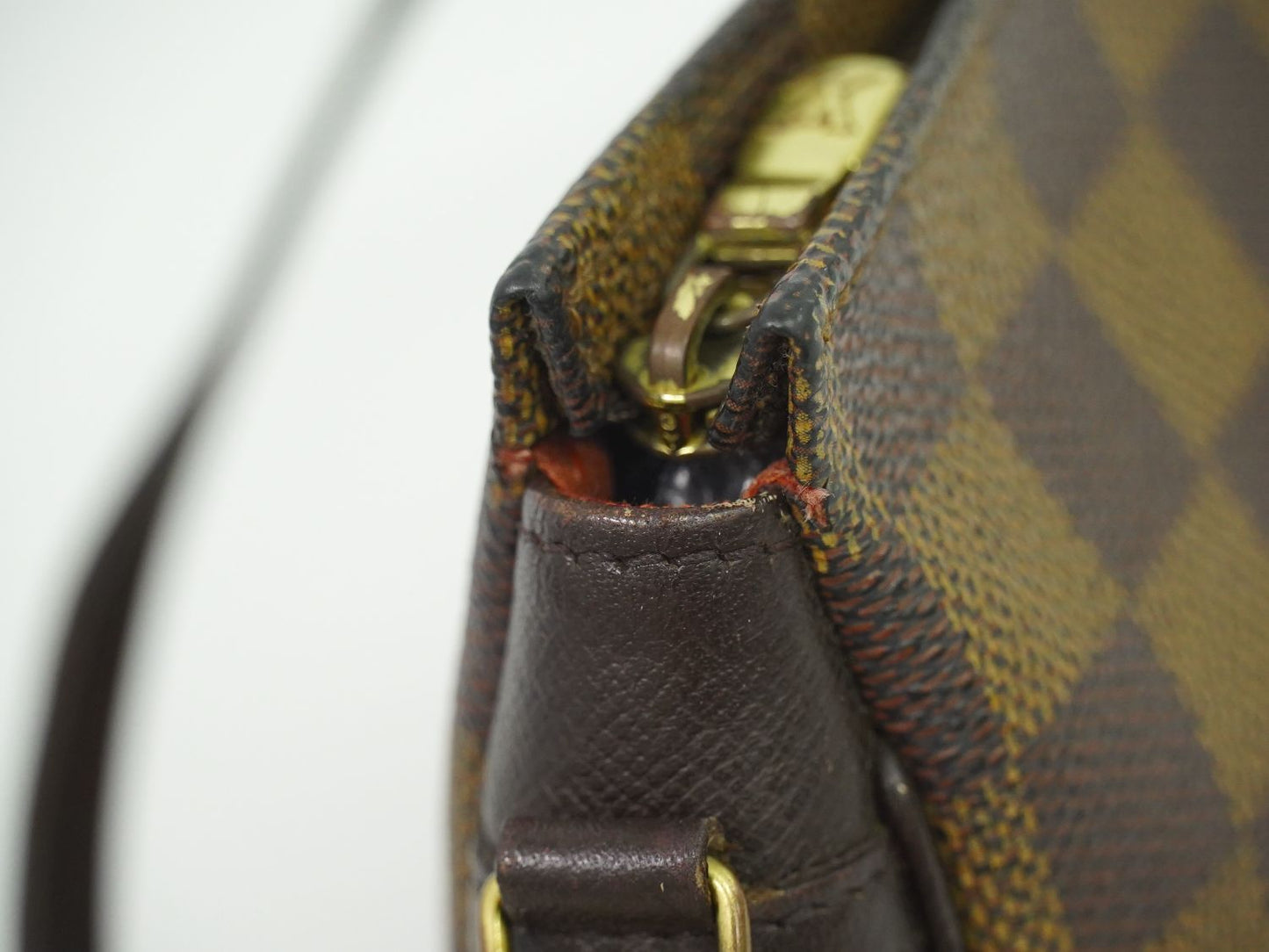 LOUIS VUITTON トゥルースメイクアップ ダミエ エベヌ アクセサリーポーチ N51982