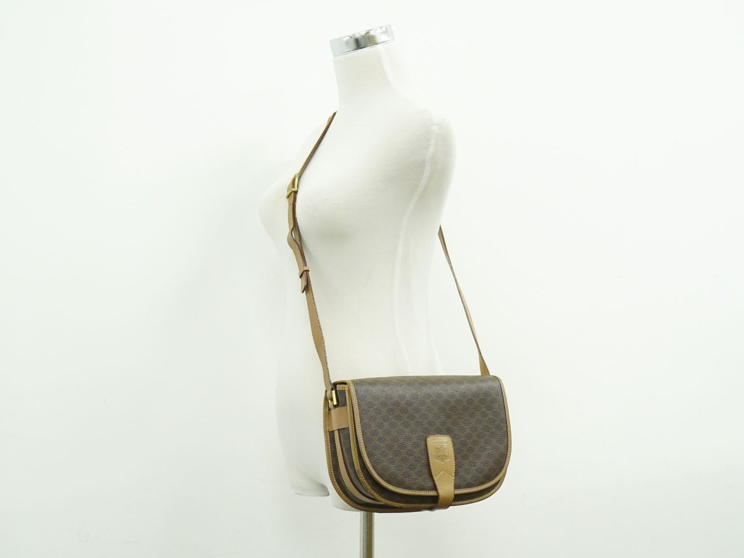 CELINE マカダム ショルダーバッグ ブラウン