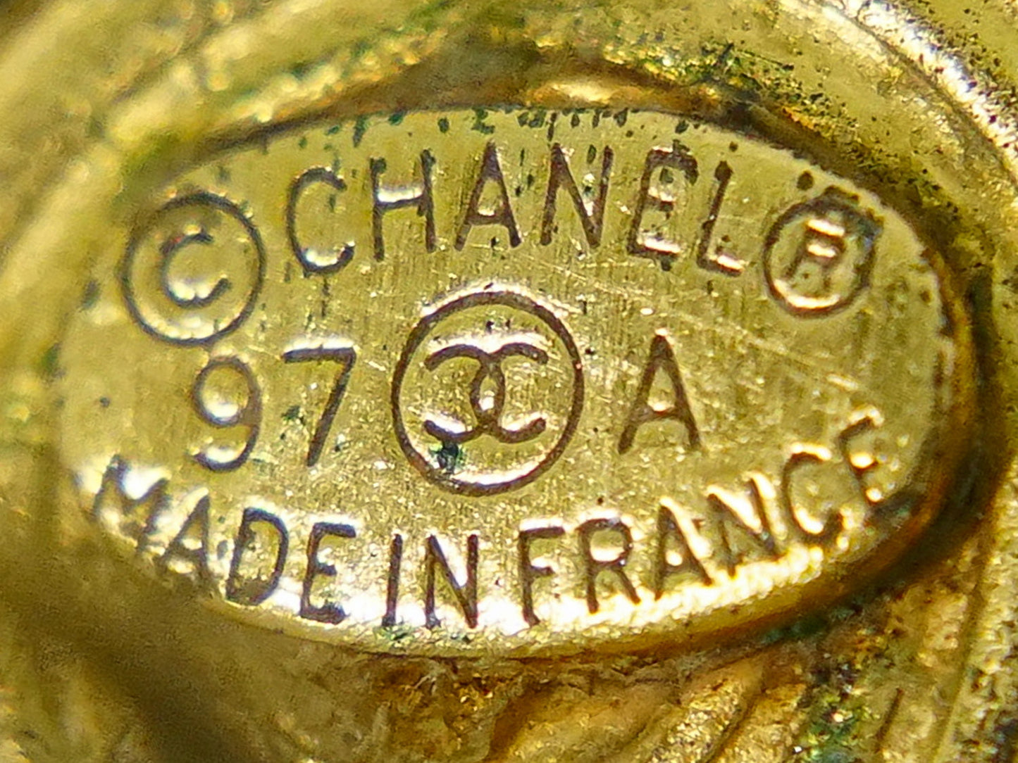 CHANEL ココマーク イヤリング ゴールド ブラック ホワイト