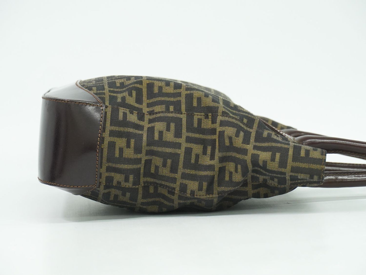 FENDI ズッカ トートバッグ ブラウン 16328