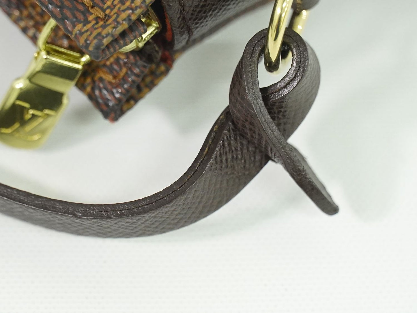 LOUIS VUITTON トゥルースメイクアップ ダミエ エベヌ アクセサリーポーチ N51982