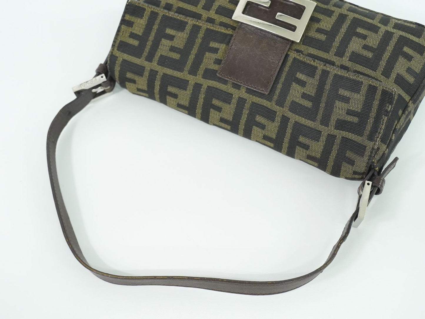 FENDI ズッカ マンマバケット ショルダーバッグ ブラウン