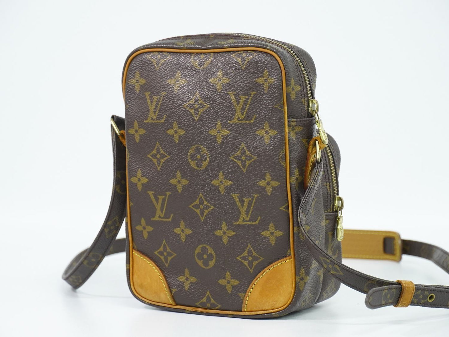 LOUIS VUITTON アマゾン モノグラム ショルダーバッグ M45236