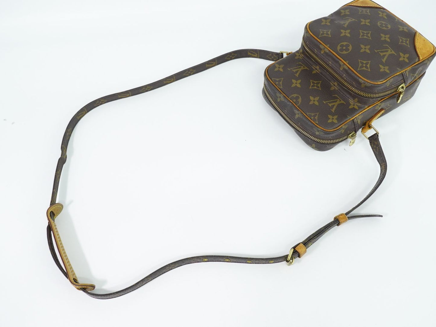 LOUIS VUITTON アマゾン モノグラム ショルダーバッグ M45236