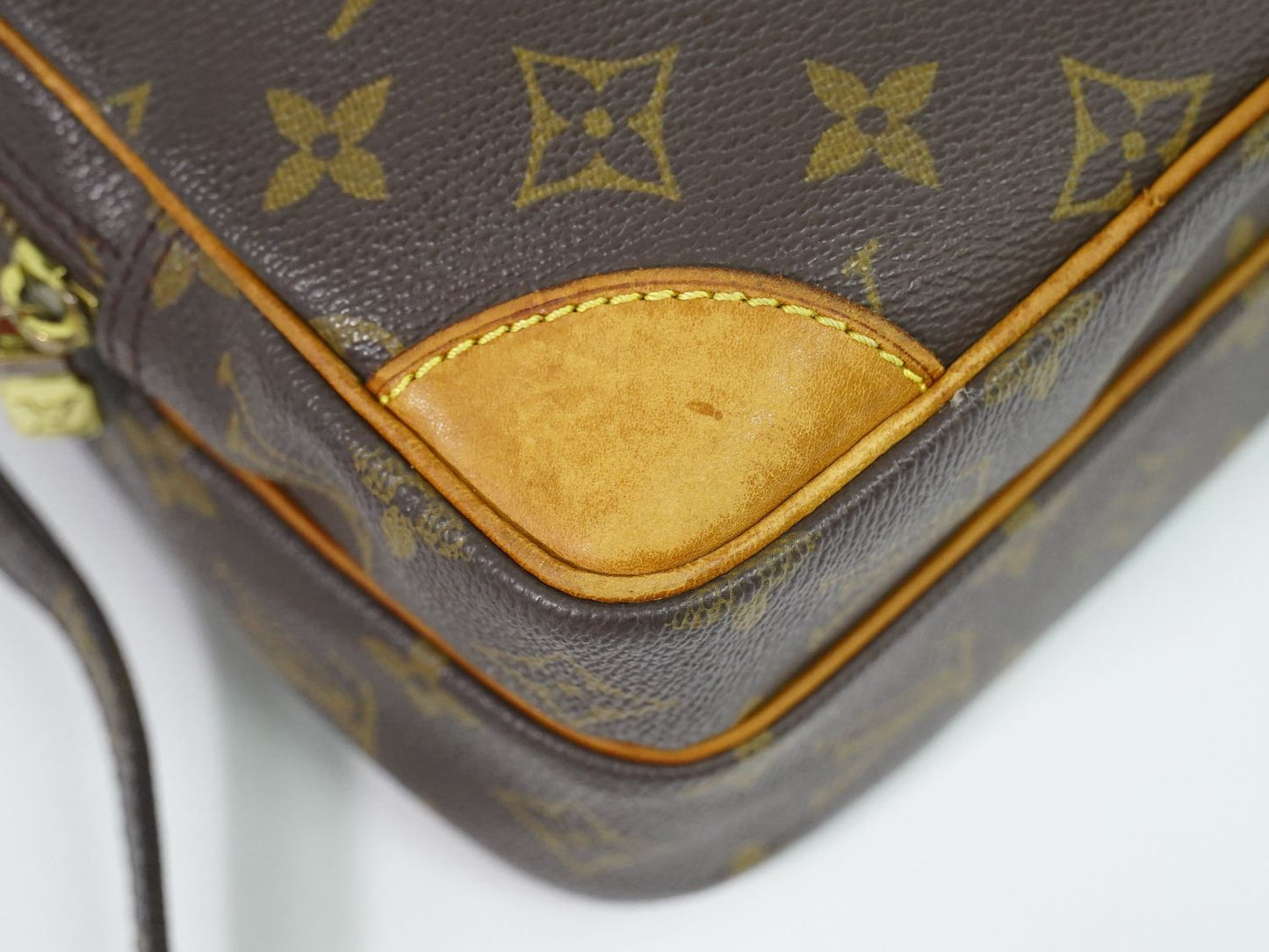 LOUIS VUITTON アマゾン モノグラム ショルダーバッグ M45236
