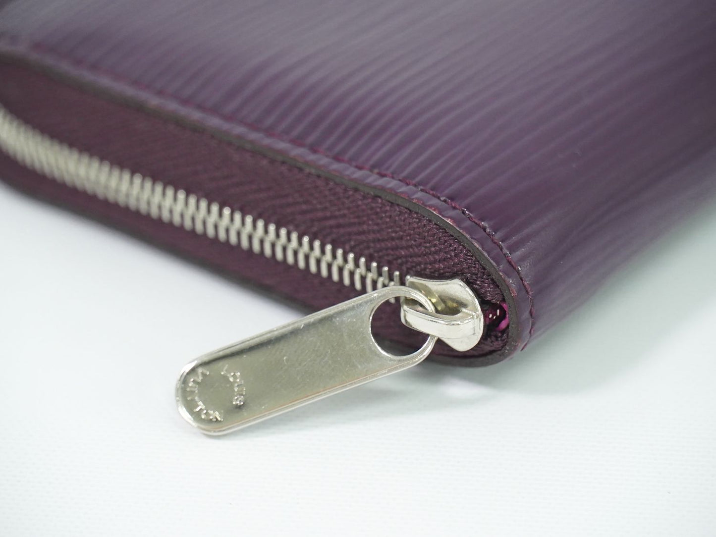 LOUIS VUITTON ジッピーコインパース エピ レザー コインケース カシス M6015K