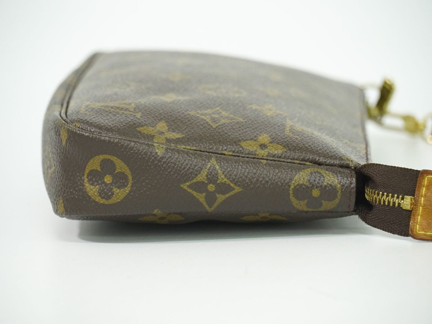 LOUIS VUITTON ポシェットアクセソワール モノグラム ショルダーバッグ M51980